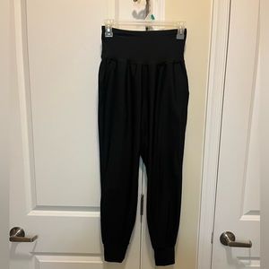 Black Old navy joggers, Size M